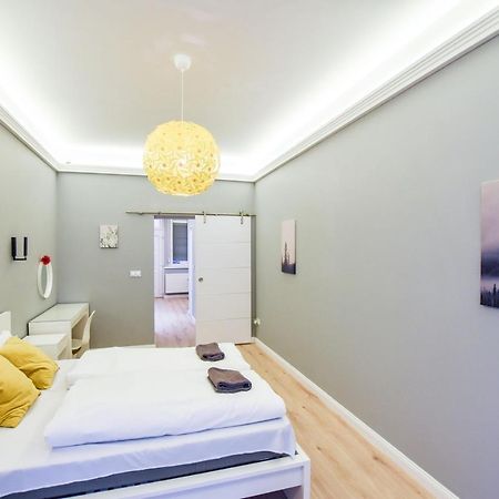 Riverside Apartment In Downtown Budapesta Exterior foto